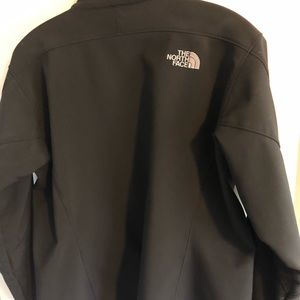 Women’s cut wind proof and waterproof jacket